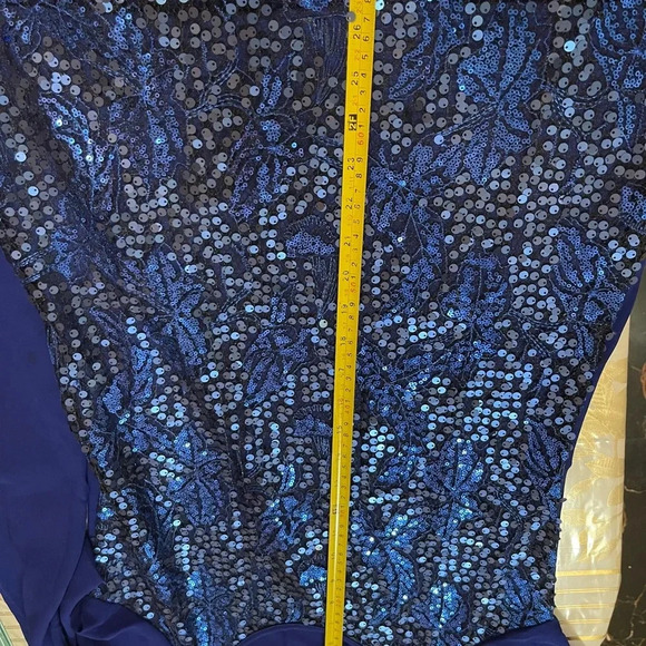 AMERICAN GLAMOUR BADGLEY MISCHKA blue sequins blouses top Sz XS - Picture 7 of 8